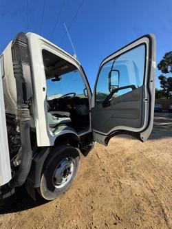 2022 Hino 300 721 Pantech Truck