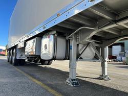 2014 Grey Star St3 -28 Freezer Van Double Stacker, R/T