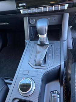 2024 Mitsubishi
Triton GLX+