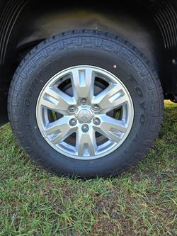 2024 Mitsubishi
Triton GLX+