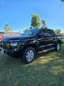2024 Mitsubishi
Triton GLX+