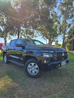 2024 Mitsubishi
Triton GLX+