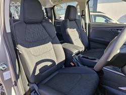 2025 Isuzu
D-MAX LS-M