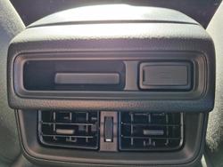2025 Isuzu
D-MAX LS-M