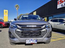 2025 Isuzu
D-MAX LS-M