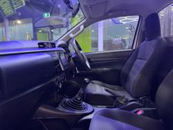 2019 Toyota
Hilux Workmate
