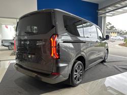 2025 Ford Tourneo Titanium X