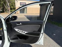 2012 Hyundai Accent Active RB Crystal White