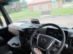 2024 Mercedes-Benz Actros 2653 white