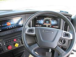 2025 Freightliner Cascadia 126 white