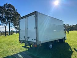 2017 Hyundai Mighty EX4 Chiller White