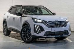 2025 Peugeot
2008 GT Hybrid