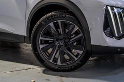 2025 Peugeot 2008 GT Hybrid P24 MY25 Okenite White