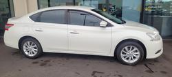 2016 Nissan
Pulsar ST-L