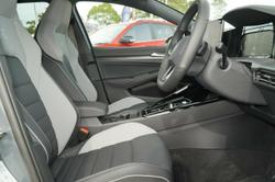 2025 Volkswagen Golf 110TSI R-Line