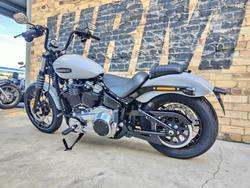 2025 HARLEY-DAVIDSON STREET BOB 117 (FXBB) ROAD GREY