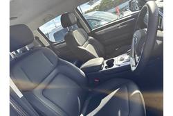 2024 JAC
                T9 Oasis