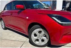 2024 Suzuki
Swift Hybrid Plus