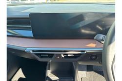 2024 KGM SsangYong Torres Ultimate