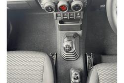 2024 Suzuki
Jimny GLX