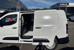 2024 Peugeot
Partner Pro