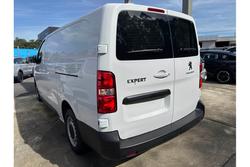 2024 Peugeot
Expert Pro
