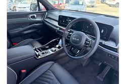 2024 Kia
Sorento HEV GT-Line