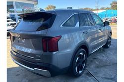 2024 Kia
                Sorento HEV GT-Line