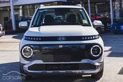 2025 Hyundai
                INSTER Cross