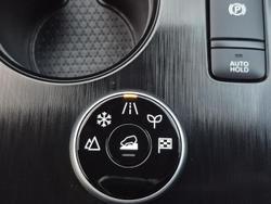 2024 Nissan
                X-TRAIL ST-L
