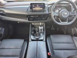 2024 Nissan
                X-TRAIL ST-L