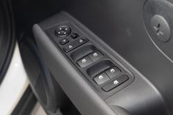 2025 Hyundai
                INSTER Cross