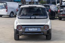 2025 Hyundai
                INSTER Cross