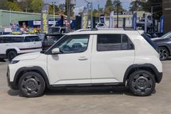 2025 Hyundai
                INSTER Cross