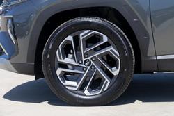 2024 Hyundai
                Tucson Premium