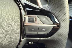 2024 Peugeot 2008 GT Hybrid