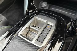 2024 Peugeot 2008 GT Hybrid