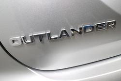 2023 Mitsubishi
Outlander LS