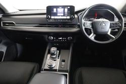 2023 Mitsubishi
Outlander LS