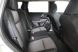 2023 Mitsubishi
Outlander LS