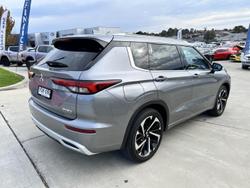 2022 Mitsubishi
Outlander PHEV Exceed