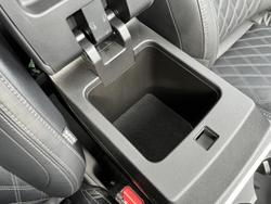 2022 Mitsubishi
Outlander PHEV Exceed
