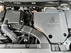 2022 Mitsubishi
Outlander PHEV Exceed