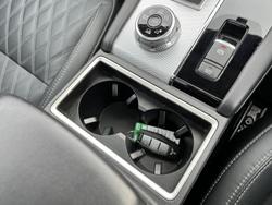 2022 Mitsubishi
Outlander PHEV Exceed