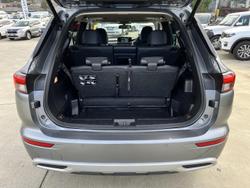 2022 Mitsubishi
Outlander PHEV Exceed