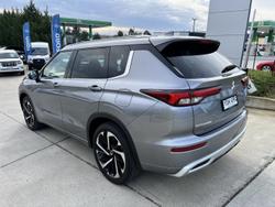 2022 Mitsubishi
Outlander PHEV Exceed