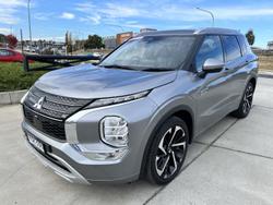 2022 Mitsubishi
Outlander PHEV Exceed