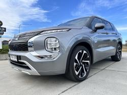 2022 Mitsubishi
Outlander PHEV Exceed
