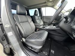 2022 Mitsubishi
Outlander PHEV Exceed