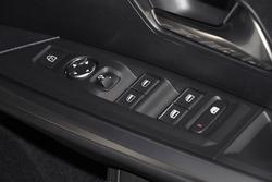 2025 Peugeot 3008 GT Premium Hybrid P64 MY25 Okenite White